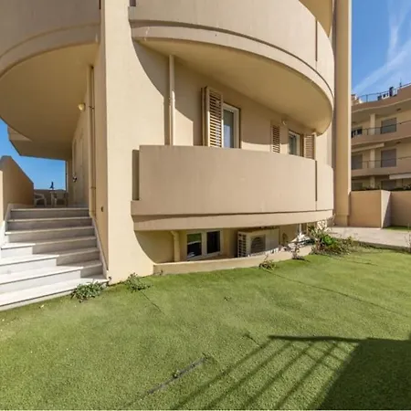 Beachfront Haven Sleeps 8 Maximum 9 Sea Views Terrace And High Speed Wi-fi Apartament *